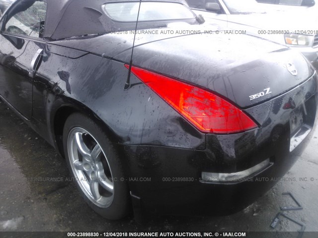 JN1BZ36AX7M654445 - 2007 NISSAN 350Z ROADSTER BLACK photo 6