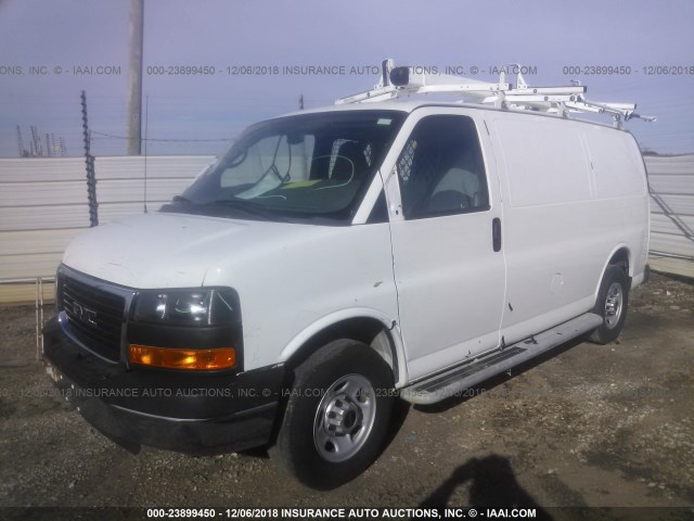 1GTW7FCF9F1130080 - 2015 GMC SAVANA G2500 WHITE photo 2