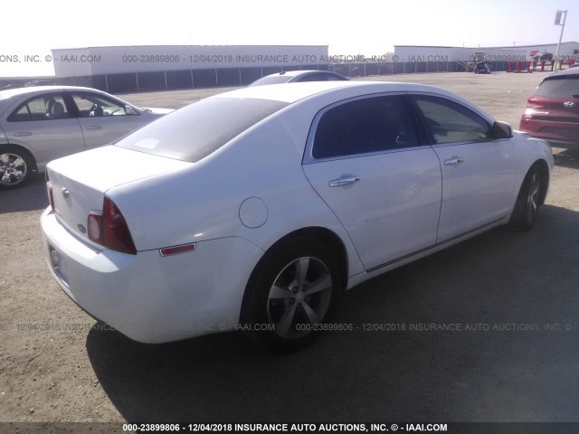 1G1ZC5EU4CF279437 - 2012 CHEVROLET MALIBU 1LT WHITE photo 4