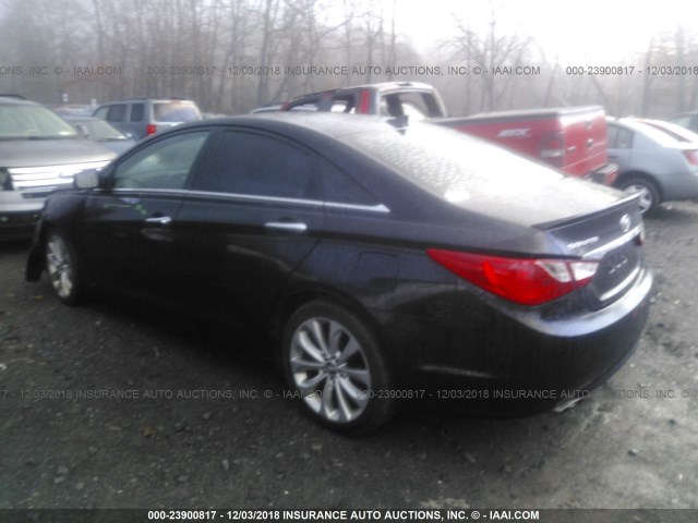 5NPEC4AC7DH700877 - 2013 HYUNDAI SONATA SE/LIMITED BLACK photo 3