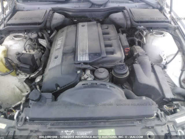 WBADT43413G023942 - 2003 BMW 525 I AUTOMATIC SILVER photo 10