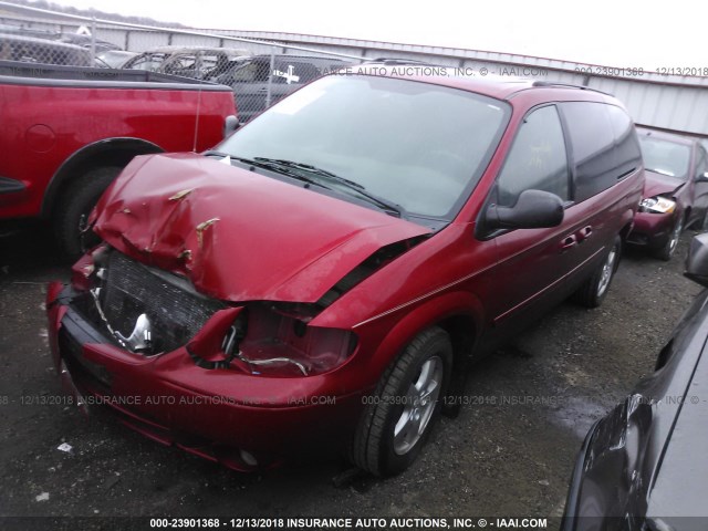 2D4GP44L65R102876 - 2005 DODGE GRAND CARAVAN SXT RED photo 2