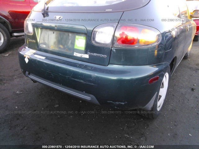 KLATA22601B651195 - 2001 DAEWOO LANOS S GREEN photo 6