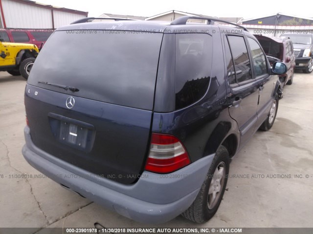 4JGAB54E4XA138237 - 1999 MERCEDES-BENZ ML 320 BLUE photo 4