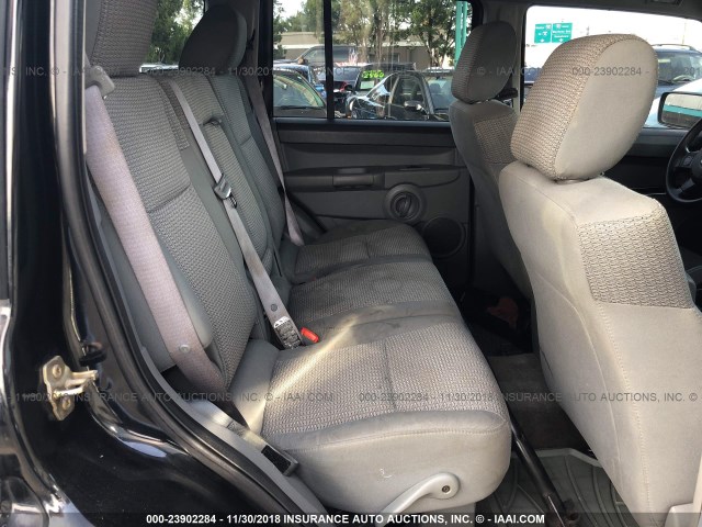 1J8HG48K36C356762 - 2006 JEEP COMMANDER BLACK photo 8