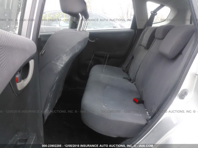 JHMGE8H32BC015094 - 2011 HONDA FIT SILVER photo 8