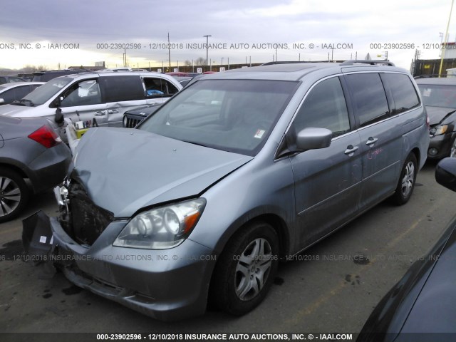 5FNRL38705B106572 - 2005 HONDA ODYSSEY EXL GRAY photo 2