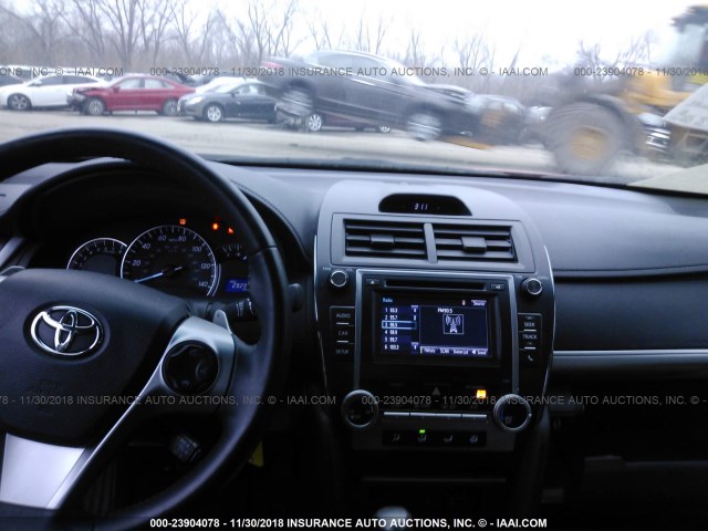 4T1BF1FKXEU868203 - 2014 TOYOTA CAMRY L/SE/LE/XLE 红色 照片 5