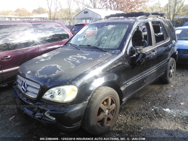 4JGAB57E83A421388 - 2003 MERCEDES-BENZ ML 350 BLACK photo 2