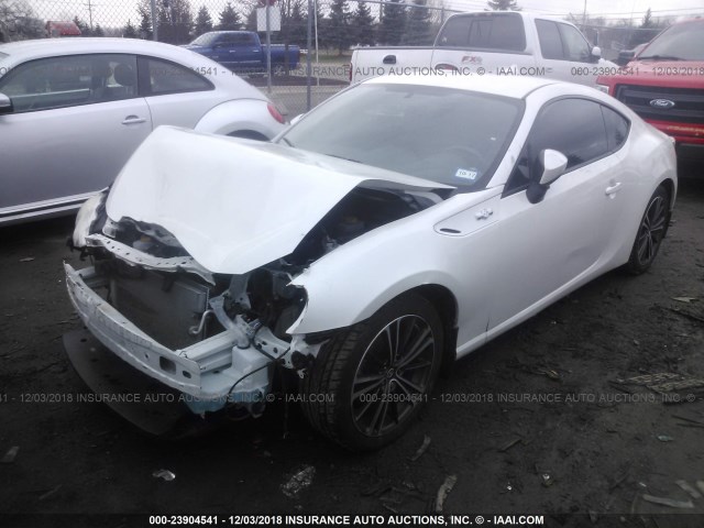 JF1ZNAA13D1712594 - 2013 TOYOTA SCION FR-S WHITE photo 2