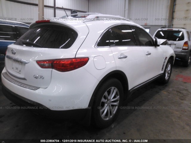 JN8CS1MU4EM452290 - 2014 INFINITI QX70 WHITE photo 4