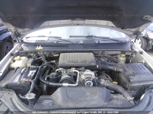 1J4GW48N24C135757 - 2004 JEEP GRAND CHEROKEE LAREDO/COLUMBIA/FREEDOM 银色 照片 10