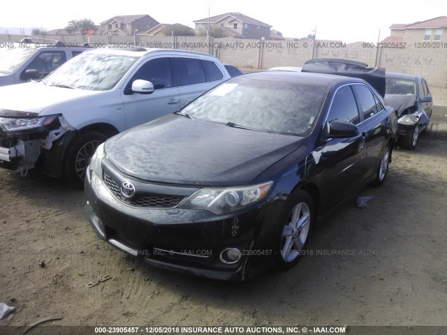 4T1BF1FK1EU773481 - 2014 TOYOTA CAMRY L/SE/LE/XLE 蓝色 照片 2