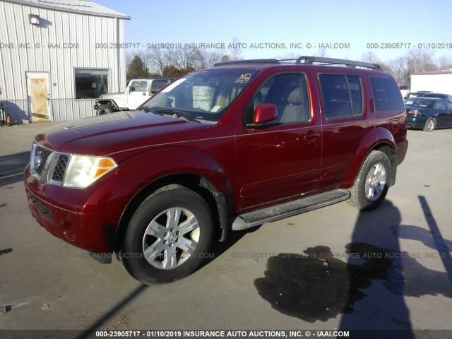 5N1AR18U15C738527 - 2005 NISSAN PATHFINDER LE/SE/XE Bordo foto 2