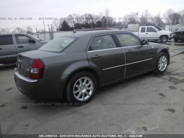 2C3KA33G98H308005 - 2008 CHRYSLER 300 LIMITED GRAY photo 4