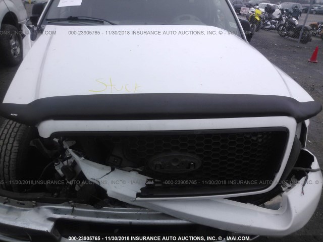 1FTRF12W45NA63156 - 2005 FORD F150 WHITE photo 10