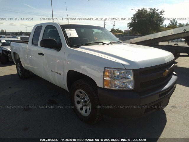 1GCRCPEA0DZ194426 - 2013 CHEVROLET SILVERADO C1500 WHITE photo 1