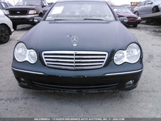 WDBRF61J05F602609 - 2005 MERCEDES-BENZ C 240 GREEN photo 6