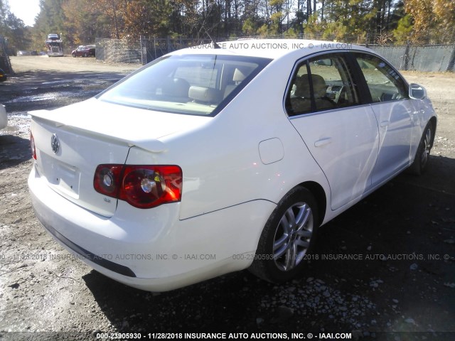 3VWEG71KX7M176746 - 2007 VOLKSWAGEN JETTA WOLFSBURG 白色 照片 4