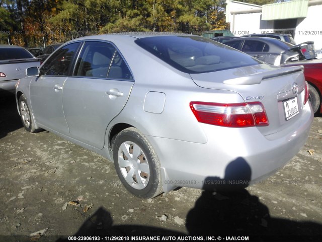 4T1BE46K68U238543 - 2008 TOYOTA CAMRY CE/LE/XLE/SE SILVER photo 3
