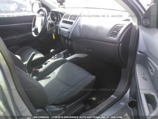 JA4AP3AU2CZ008257 - 2012 MITSUBISHI OUTLANDER SPORT ES GRAY photo 5