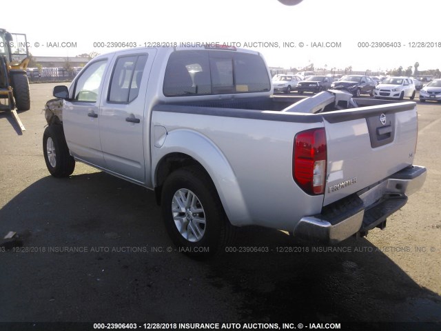 1N6AD0ER5JN717706 - 2018 NISSAN FRONTIER S/SV/SL/PRO-4X SILVER photo 3