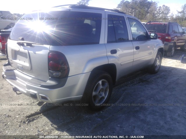 1GNDT13S872292594 - 2007 CHEVROLET TRAILBLAZER LS/LT GRAY photo 4