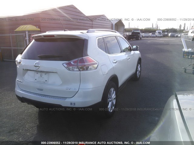 5N1AT2MV3GC887126 - 2016 NISSAN ROGUE S/SL/SV WHITE photo 4