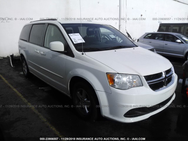 2C4RDGCG2DR581090 - 2013 DODGE GRAND CARAVAN SXT WHITE photo 1