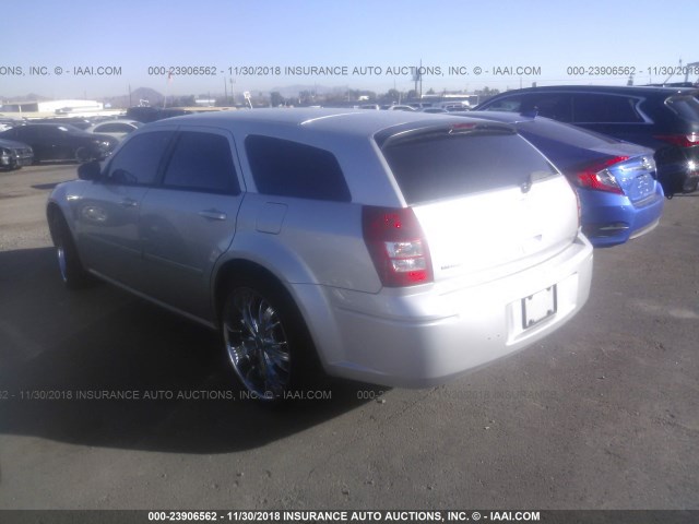 2D4FV47T17H609710 - 2007 DODGE MAGNUM SE SILVER photo 3