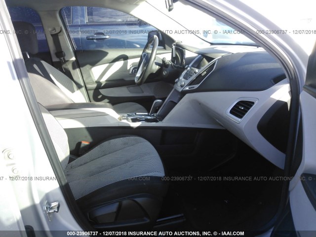 2GKALSEK9D6102304 - 2013 GMC TERRAIN SLE SILVER photo 5