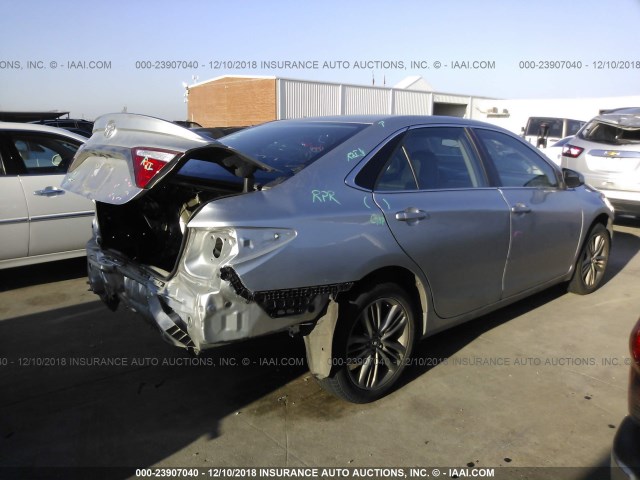 4T1BF1FK3GU537658 - 2016 TOYOTA CAMRY LE/XLE/SE/XSE SILVER photo 4