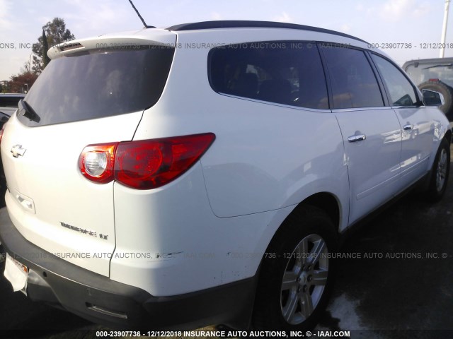 1GNLVFED5AS113064 - 2010 CHEVROLET TRAVERSE LT WHITE photo 4