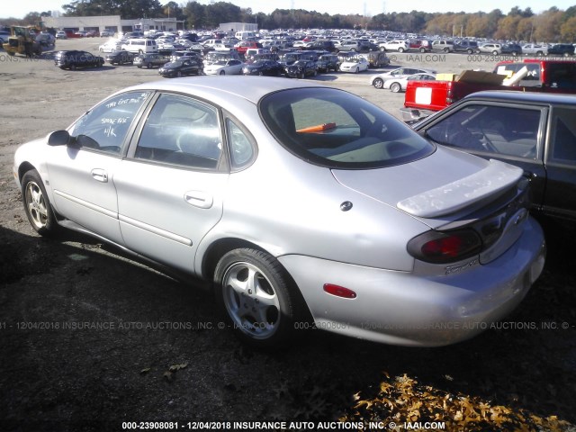 1FAFP53SXXA326561 - 1999 FORD TAURUS SE/COMFORT/SPORT SILVER photo 3