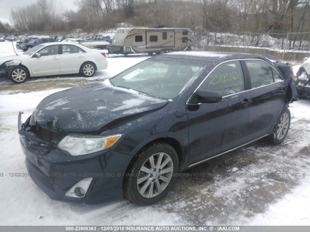 4T4BF1FK0DR285241 - 2013 TOYOTA CAMRY L/SE/LE/XLE 深蓝色 照片 2