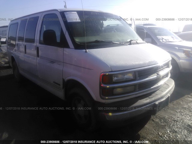 1GBFG15R2Y1262924 - 2000 CHEVROLET EXPRESS G1500  WHITE photo 1