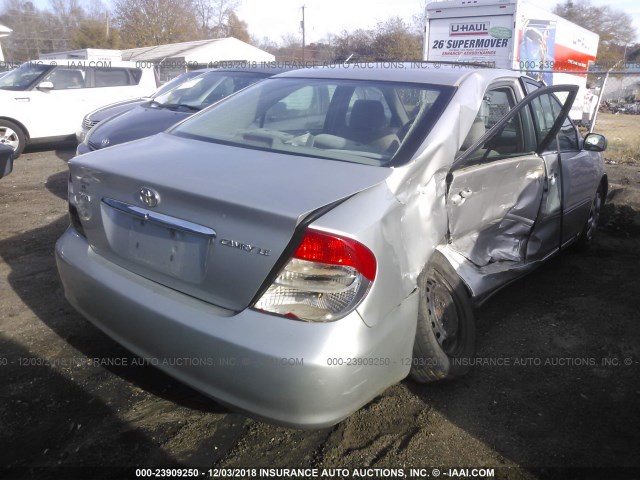 4T1BE32K34U913307 - 2004 TOYOTA CAMRY LE/XLE/SE SILVER photo 4