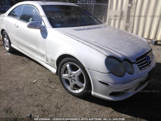 WDBTJ75J54F115070 - 2004 MERCEDES-BENZ CLK 500 WHITE photo 1