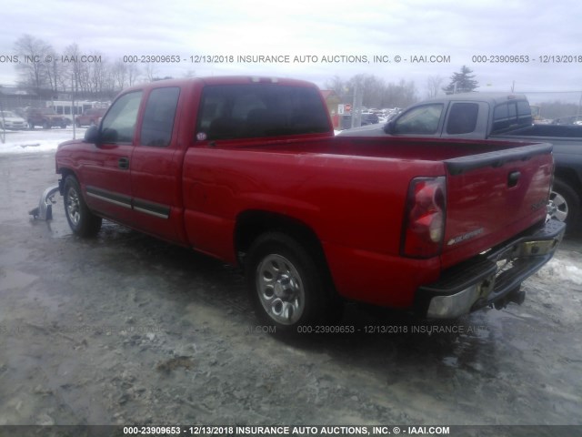 2GCEC19T751213524 - 2005 CHEVROLET SILVERADO C1500 RED photo 3