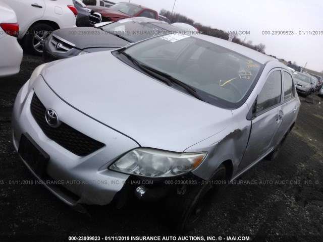 1NXBU4EE7AZ301637 - 2010 TOYOTA COROLLA S/LE/XLE GRAY photo 2