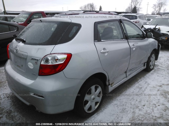 2T1LE40E59C002816 - 2009 TOYOTA COROLLA MATRIX S SILVER photo 4