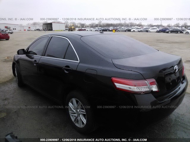 4T1BF3EK5BU134741 - 2011 TOYOTA CAMRY SE/LE/XLE BLACK photo 3