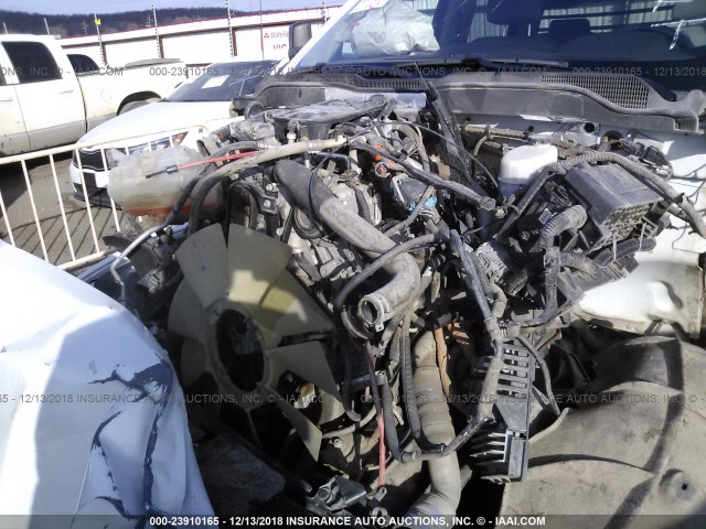 1GC4KYC80FF579475 - 2015 CHEVROLET SILVERADO K3500 WHITE photo 10