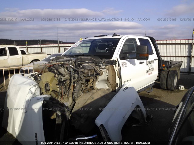 1GC4KYC80FF579475 - 2015 CHEVROLET SILVERADO K3500 WHITE photo 2