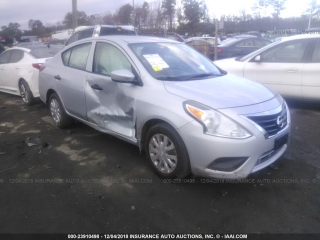 3N1CN7AP9JL853359 - 2018 NISSAN VERSA S/S PLUS/SV/SL SILVER photo 1