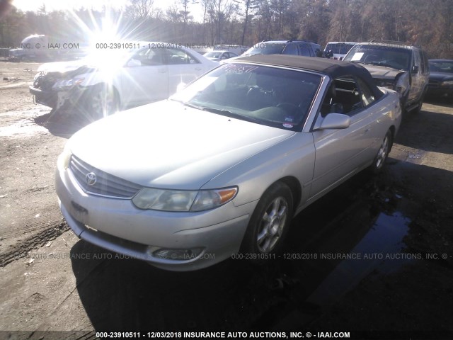 2T1FF28P33C603881 - 2003 TOYOTA CAMRY SOLARA SE/SLE ვერცხლისფერი ფოტო 2