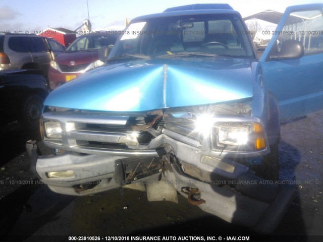 1GCCT14W3R8195955 - 1994 CHEVROLET S TRUCK S10 BLUE photo 6