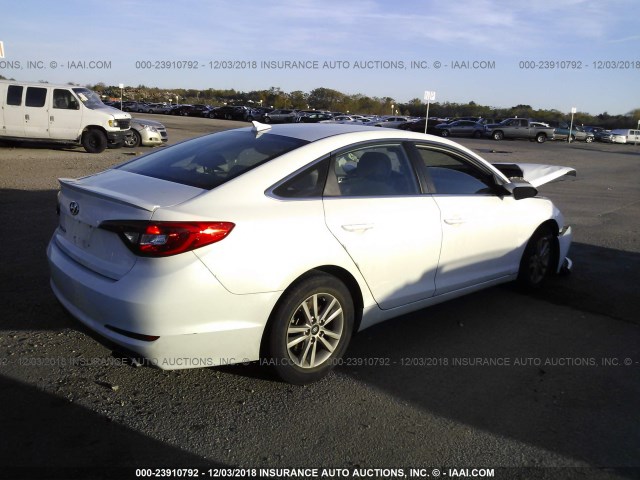 5NPE24AF2GH377470 - 2016 HYUNDAI SONATA SE WHITE photo 4