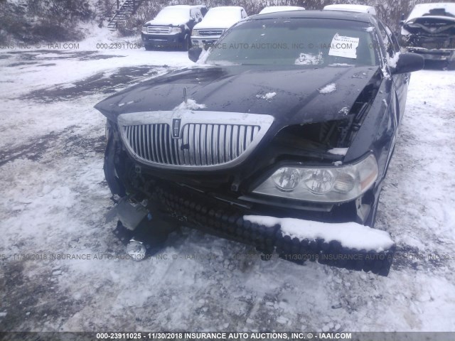 1LNHM81W23Y676928 - 2003 LINCOLN TOWN CAR EXECUTIVE BLACK photo 6