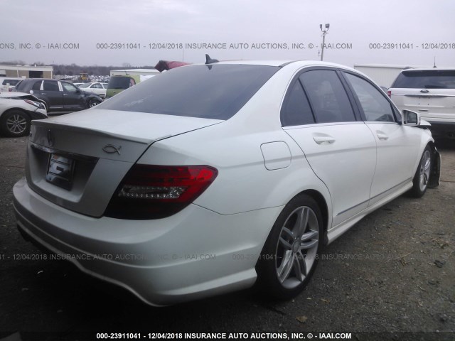 WDDGF4HB7DR261398 - 2013 MERCEDES-BENZ C 250 WHITE photo 4